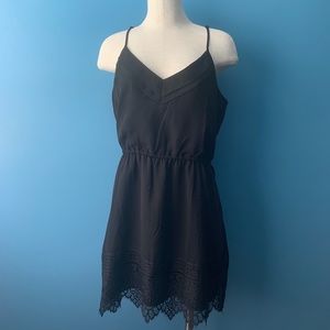 Cupcakes and Cashmere little black summer dress